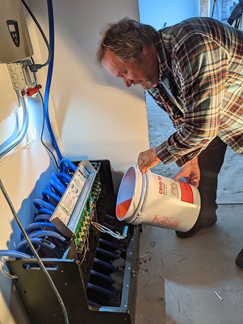 HUG Hydronics® | DIY In-Floor Heating System — 1-Hour Install
